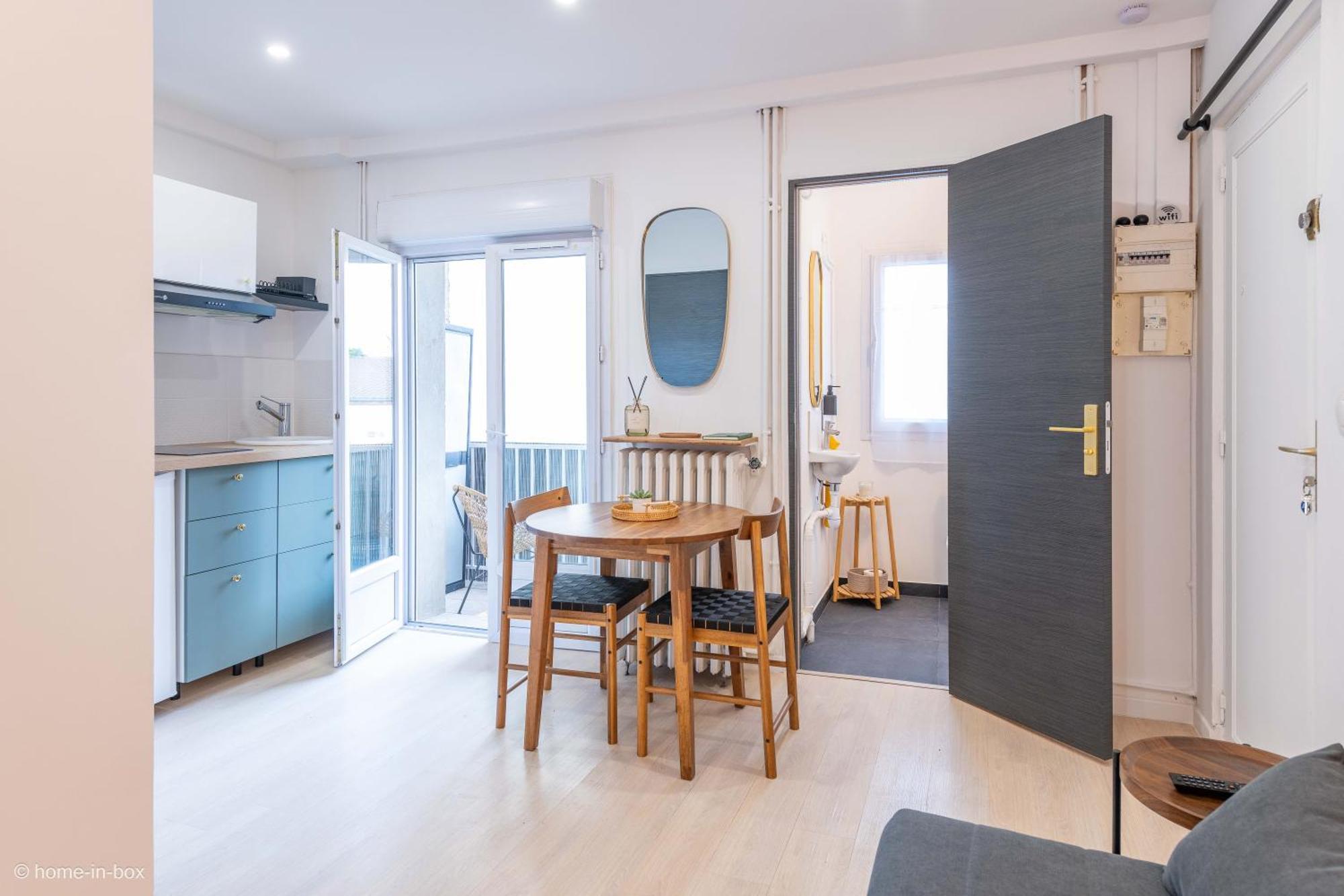 Nid Douillet Entre Paris Et Disney Vaires-sur-Marne Exteriér fotografie